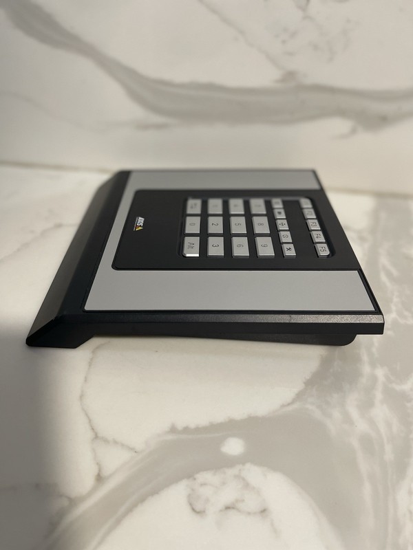 AXIS T8312 KEYPAD & T8311 CAMERA JOYSTICK AND KEYPAD gallery