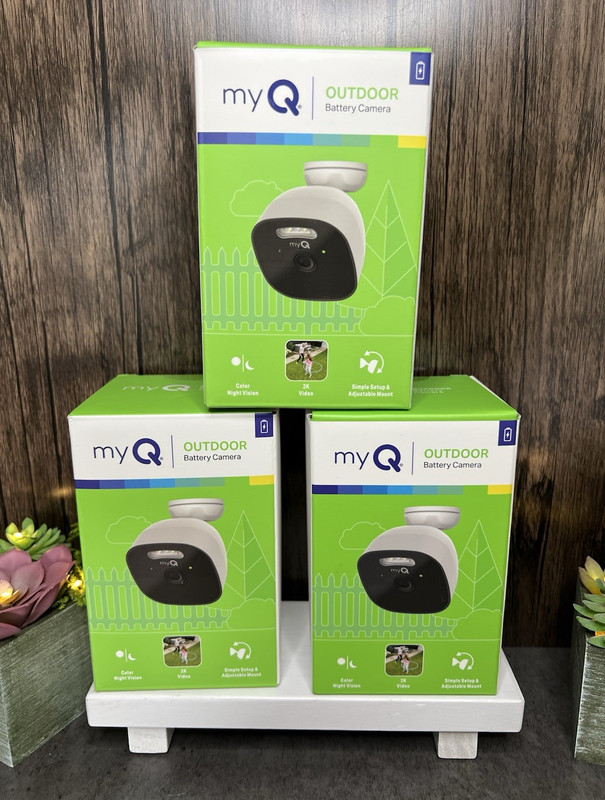 myQ 2K Outdoor Battery Surveillance Camera Wi-Fi Color Night Vision (3 Pack)