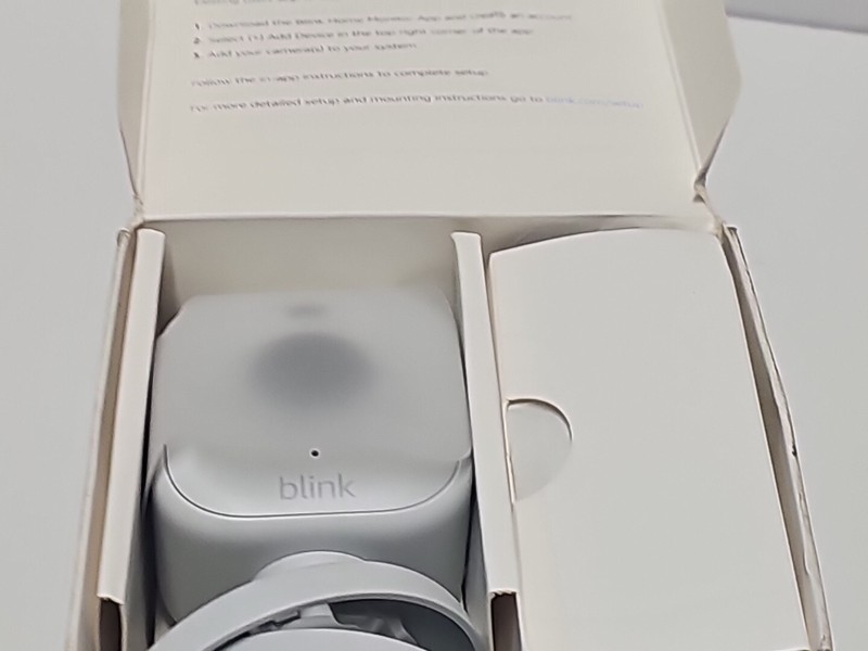 Blink Mini 2 - White - New in Sealed Box Free Shipping gallery