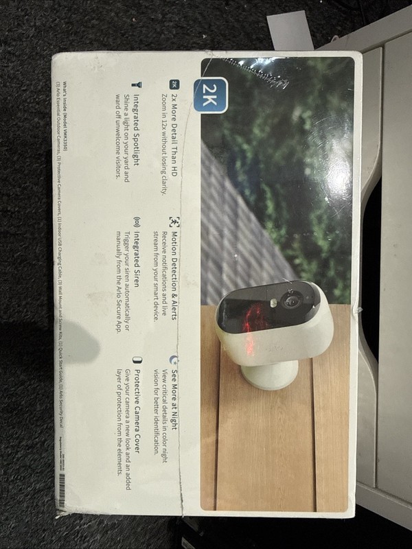 Arlo Essential 2K Essential Outdoor Security Camera – White (3 Pack) Brand New gallery