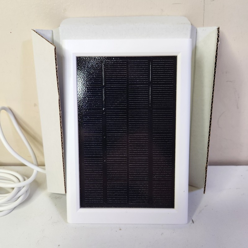 NEW Open Box Arlo 2K Security Camera VMC3050, w/Solar Panel VMA6600 w/ Screws gallery