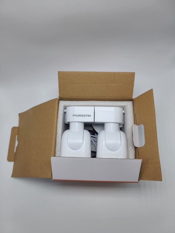Phansatim Dual Lens Wi-Fi Outdoor Camera gallery