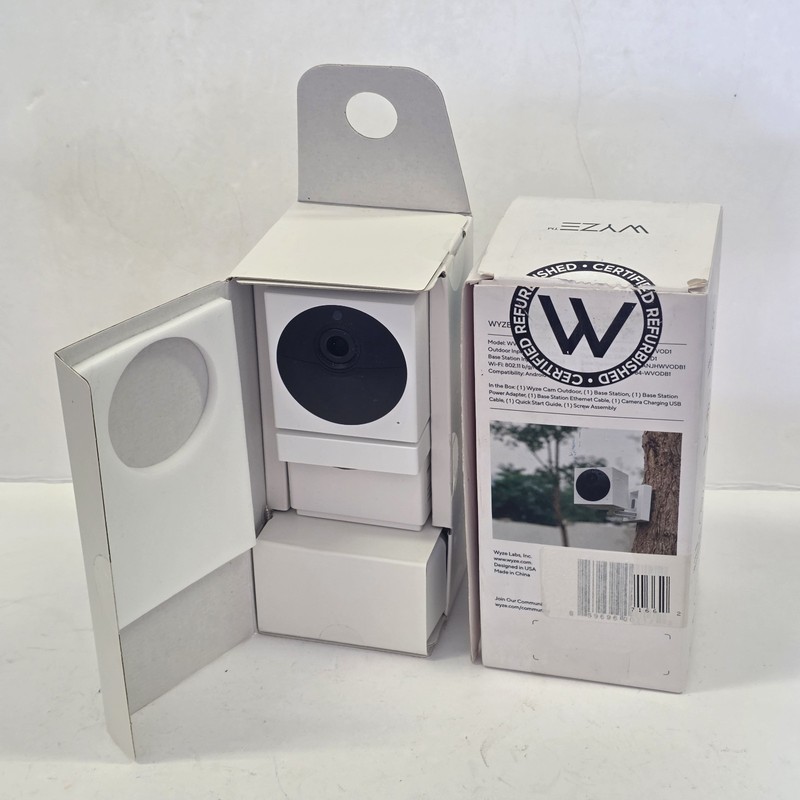 WYZE Cam Outdoor Starter Bundle WVODB1 | Includes Base Station and 1 Camera gallery
