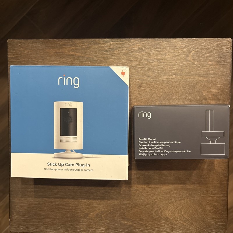 Ring Stick Up Cam Plug-In Indoor/Outdoor Wired Security Camera & Pan Tilt Mount