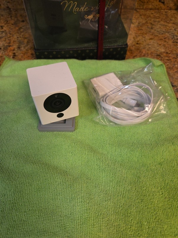 Wyze Cam V2 HD Indoor Wireless Smart Camera (WYZEC2) W/ Power Supply