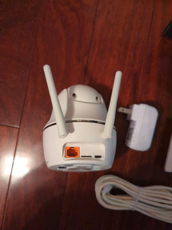 Reolink C2 Pro 5MP WiFi Security Camera 3X Optical Zoom White gallery