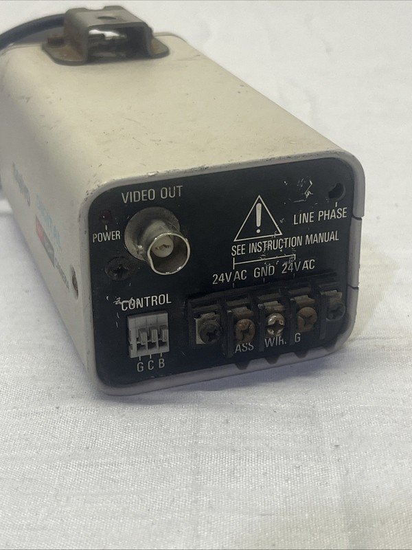 Vintage Sanyo VCC-4594 3.8W Day/Night Digital Surveillance Security Camera gallery