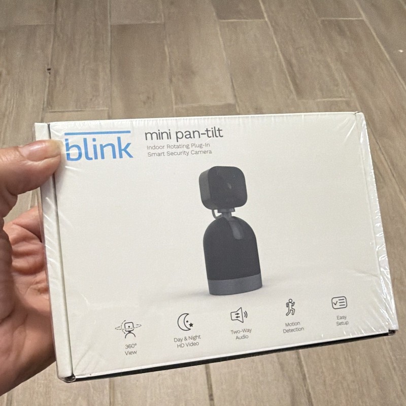 Blink Mini Pan-Tilt 1080p Indoor Wi-Fi IP Camera, Motion Detect, 2-Way Audio gallery