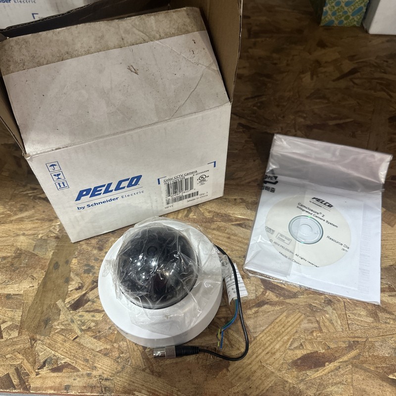 Pelco IS21-CHV10S Camclosure 2 Indoor Surface Mount 2.8-10mm Mini Dome Camera