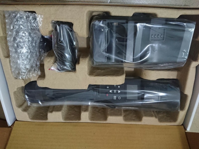 Hunt HRZ-51PD 4G LTE Wifi Torch Camera 2MP 2.8X Zoom 30M IR T-WDR IP66 GPS RFID gallery