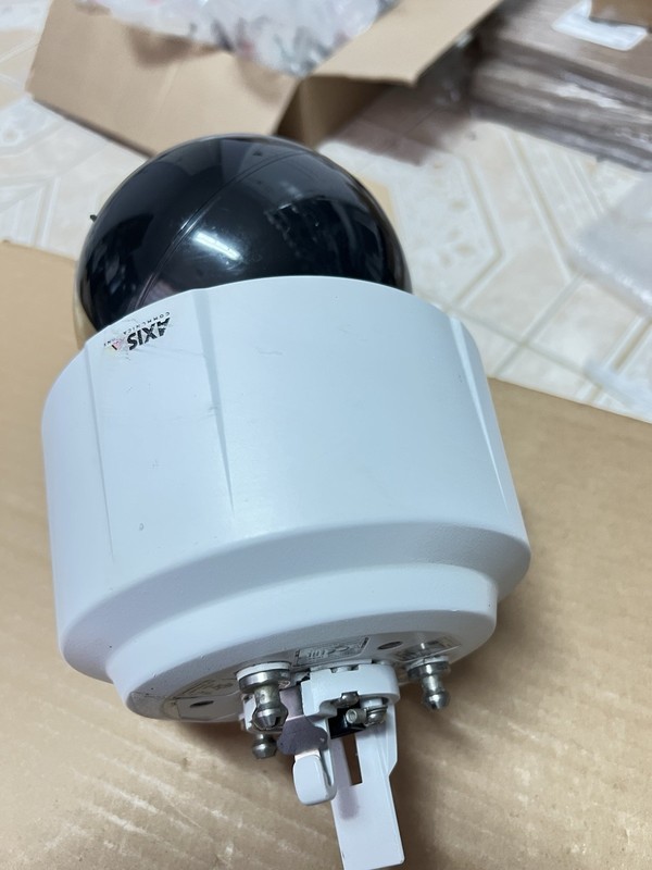 AXIS Q6114 E PTZ DOME SECURITY CAMERA Q6114-E 60HZ 0650-001-01 T8-A3 gallery