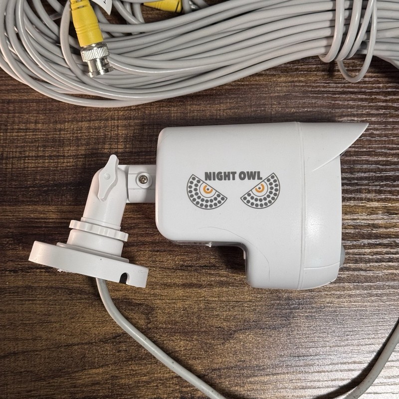 Night Owl CM-PIRHDA10W-BU-H Camera - 1080P with BNC Cable - Working gallery