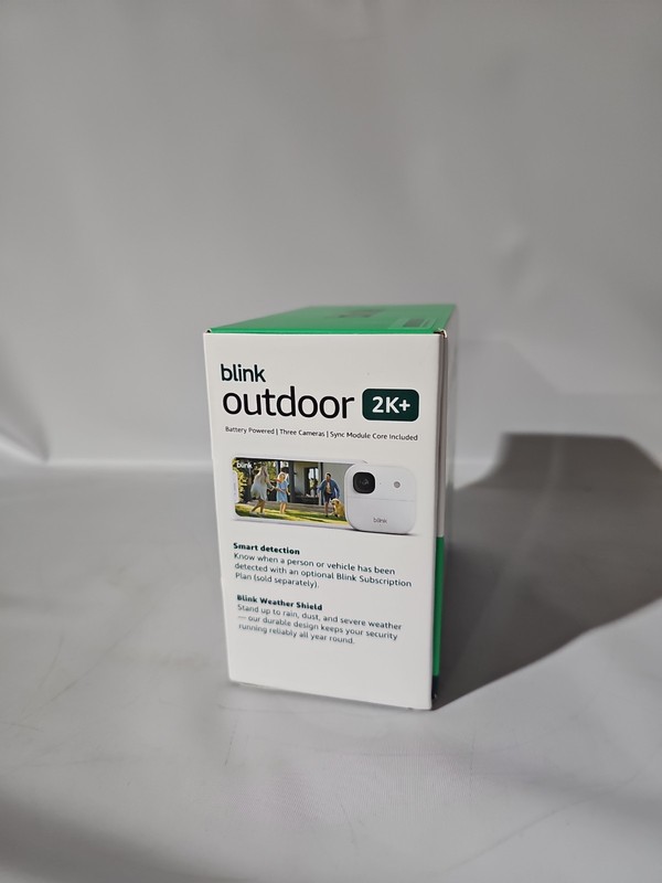 Blink Outdoor 2K+ Wireless Security Camera 3 Camera System (White) New Sealed gallery