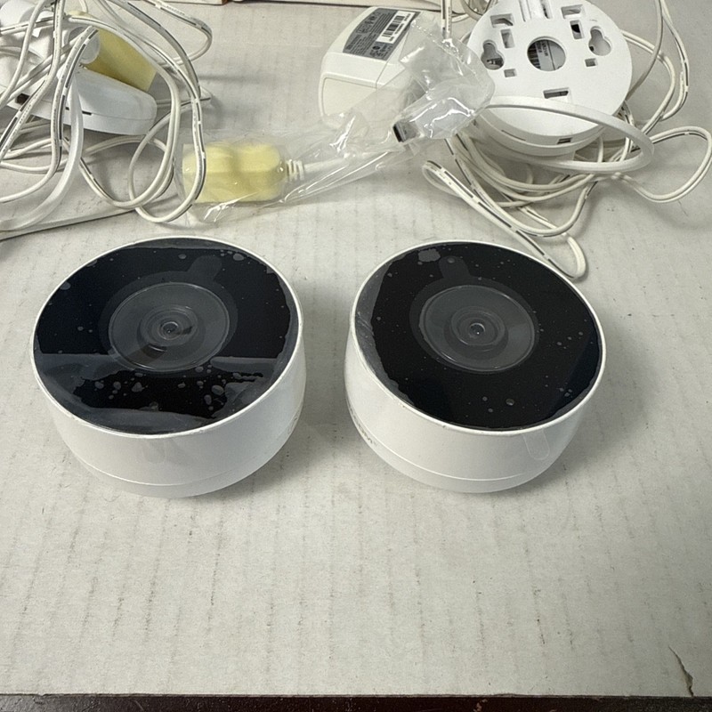 Alarm.com ADC-V521IR 1080P Indoor WiFi IP Video Camera w/ Night Vision Untested gallery