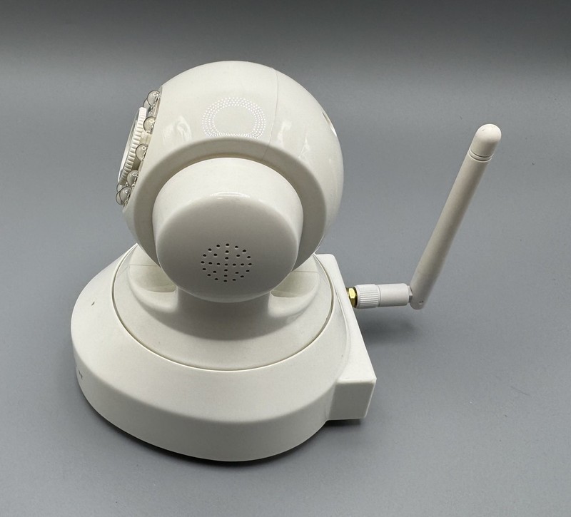 Insteon WiFi IP Indoor Camera Pan/Tilt Night Vision 2-Way Audio White 75790WH gallery