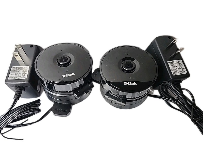 Lot 2 D-Link DCS-936L Indoor Wi-Fi IP Smart Security Day/Night Camera Black EUC