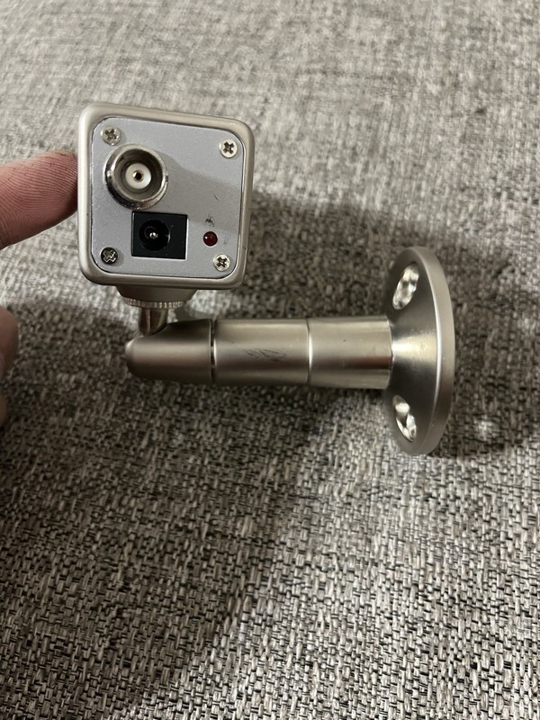 Swann Pro HD-420 Security Camera - Used UNTESTED - No Wires gallery