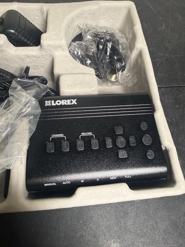 Lorex digital wireless video monitoring system LW2311 Read gallery
