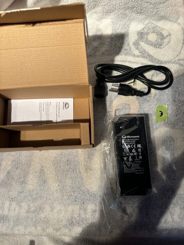 AVIGILON POE-INJ2-60W-NA - 220-0470A POE INJECTOR - MULTISENSOR SECURITY CAMERA gallery
