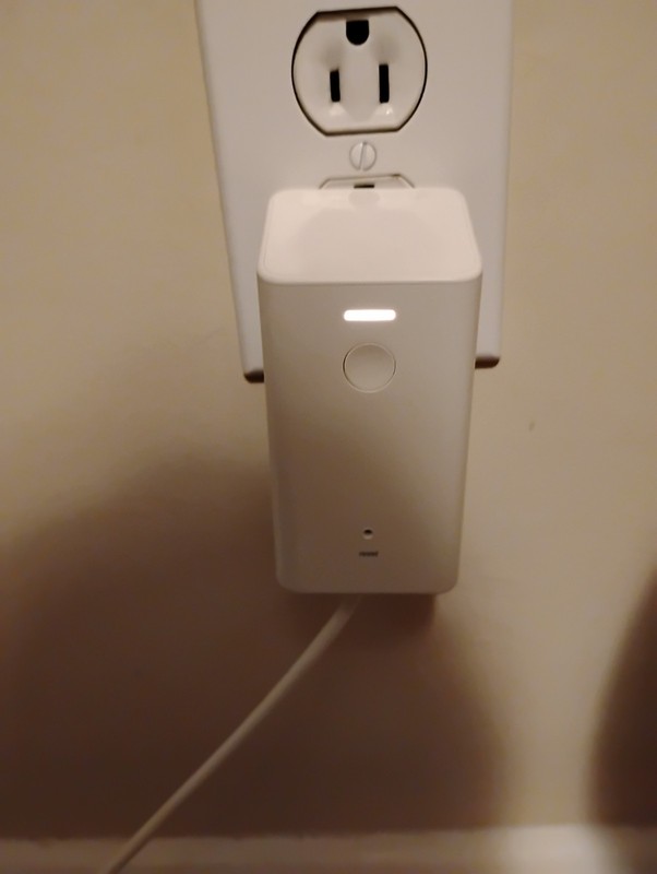 Xfinity XCAM2 HD Security Motion Camera Indoor/Outdoor gallery