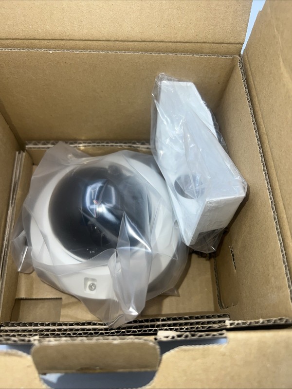 PANASONIC WV-S2131L I-PRO UNLOCKED LIVE VIDEO With Mounting Bracket & Box gallery