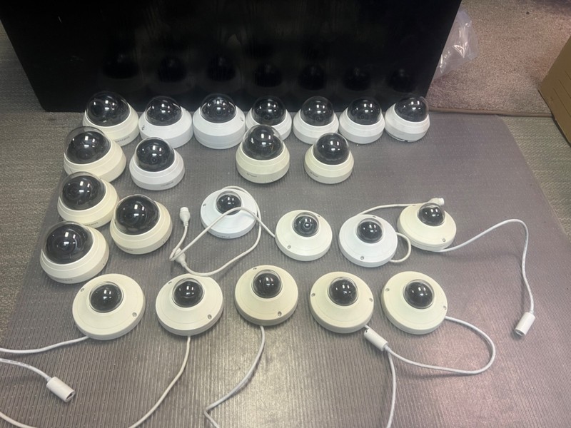 Samsung iPolis SND-L6013RN & Hanwha Vision XNV-6011 and other-LOT OF 23 UNTESTED