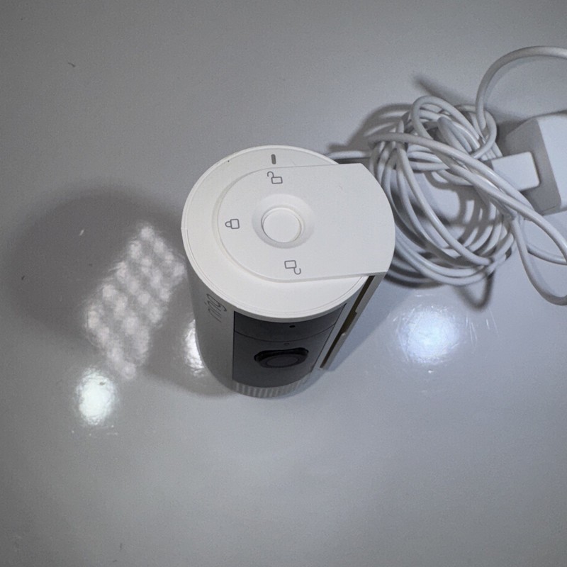 Ring Indoor Cam /1080p Wired HD Wi-Fi Security Camera 5F72E9 White gallery