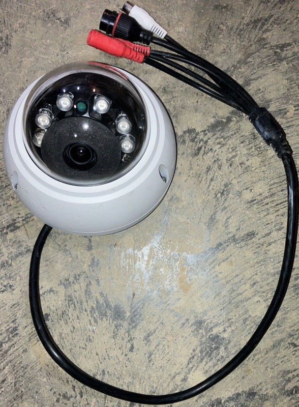 LUX Technologies LPI-VD4MFI 4MP IP Outdoor Vandal Dome Camera Ethernet TESTED