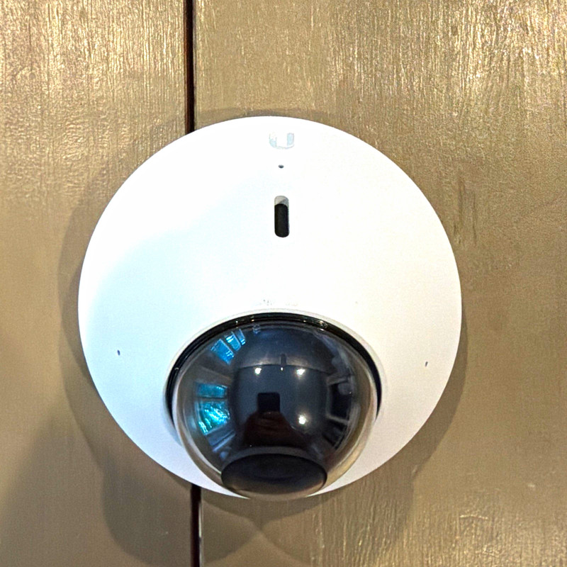 Ubiquiti UniFi Protect G4 Dome PoE Wired IP Camera 2688×1512 White UVC-G4-DOME