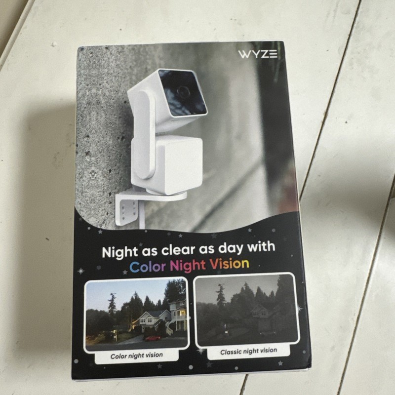 Wyze Can Pan V3 WYZECPAN3 Indoor & Outdoor Color Night Vision gallery