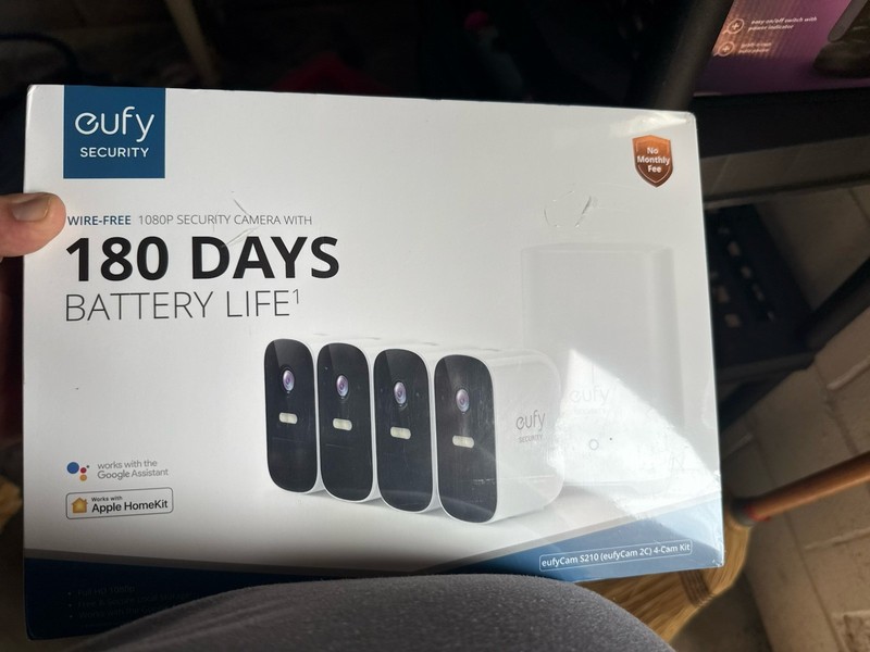Eufy eufyCam 2C 4-Cam Indoor/Outdoor Wireless Home Security System Kit Open Box