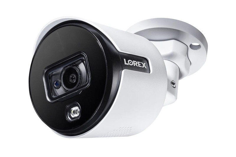 Lorex C881DA 4K Ultra HD Analog Active Deterrence Bullet Camera CNV(USED) gallery