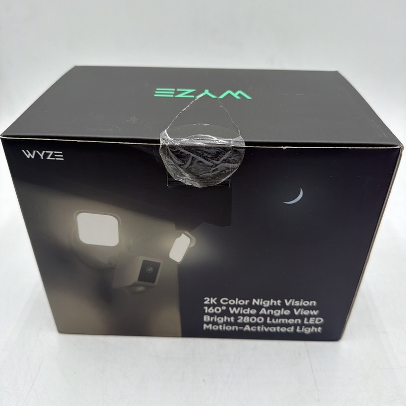 Wyze Cam Floodlight V2 Motion-Activated 2K HD Color Night Vision Camera gallery