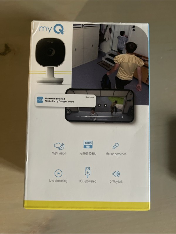 Chamberlain myQ Smart Garage HD 1080p Indoor Wi-Fi Security Camera - White gallery
