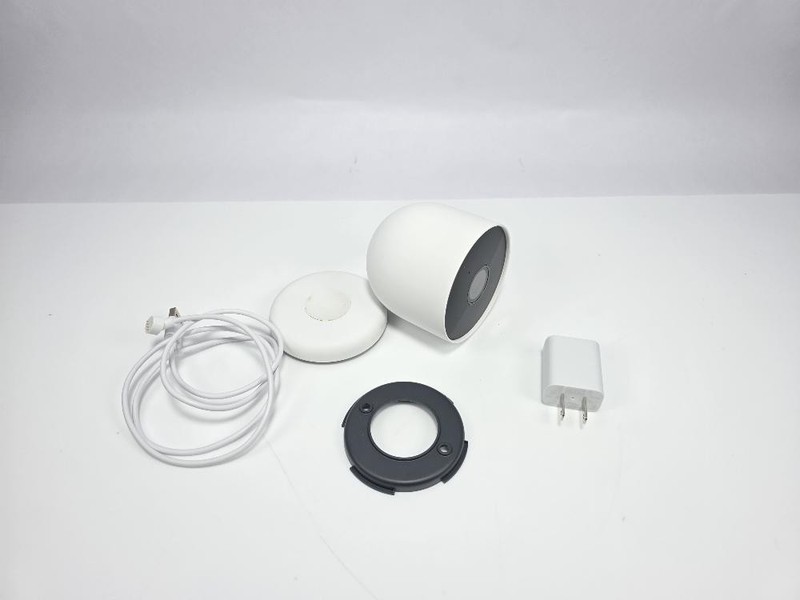 Google Nest Cam 2nd Gen Battery Indoor Outdoor Security Camera 1 Pack gallery