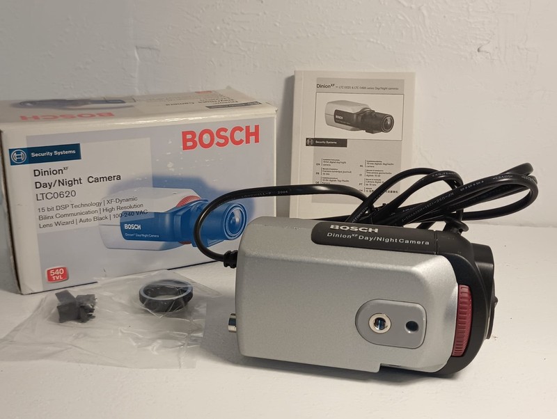 Bosch LTC0620 Dinion Day/Night TeleCamera Col 1/2 480TVL UL 110/240 VAC gallery
