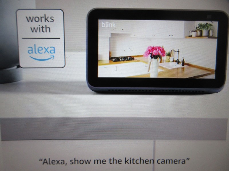 Blink Mini Indoor Wired 1080p Wi-Fi Security Camera in White gallery