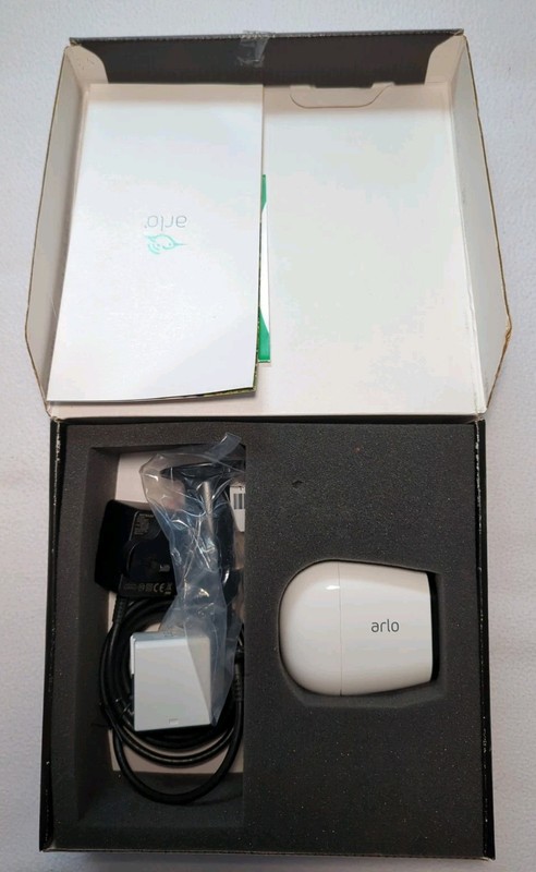 Arlo GO Mobile HD Security Camera VML4030 Indoor/Outdoor **READ**