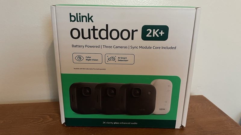 New BLINK OUTDOOR 2K+ WIRELESS SECURITY CAMERA 3 CAMERA SYSTEM