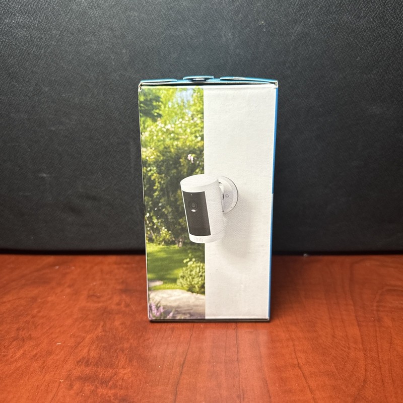 Ring Outdoor Cam Plus Battery 2K HD Security Camera / White/ New (8109) gallery