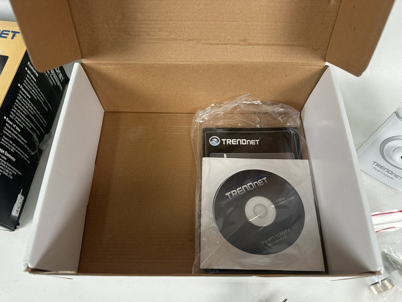 Trendnet SecurView Wireless N Internet Camera TV-IP110WN (2) gallery