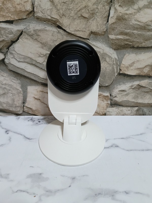 YI YHS-113-IR Indoor Wi-Fi IP Surveillance Camera 1080p White MicroSD Slot gallery