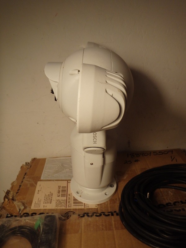 Bosch Series MIC-550IRW36N 36x IR Extreme Conditions Aluminum PTZ Camera White gallery