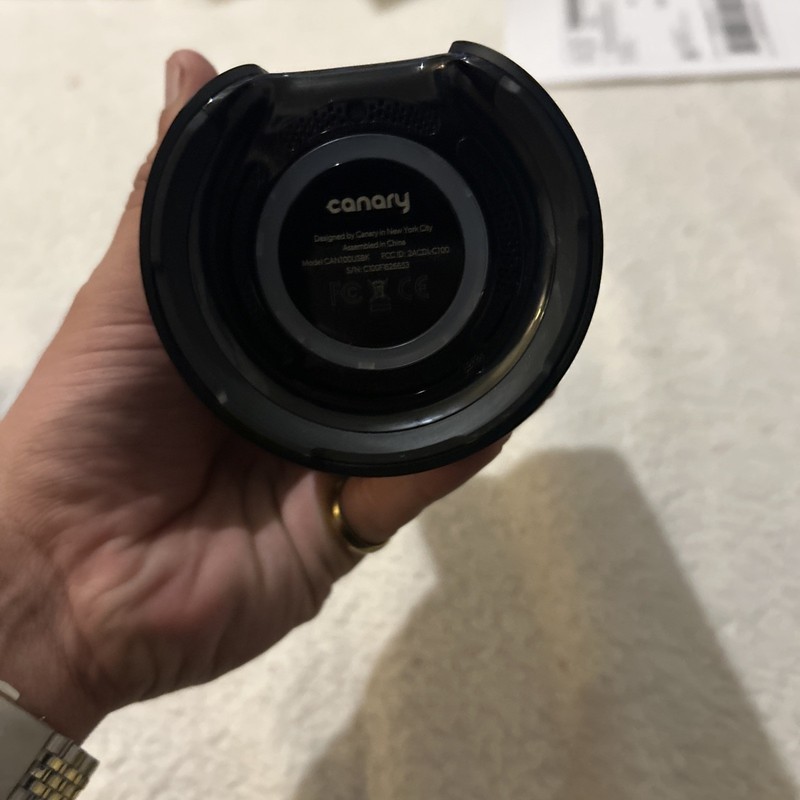 Canary CAN400USBK Wireless Indoor Survellience Security Camera gallery