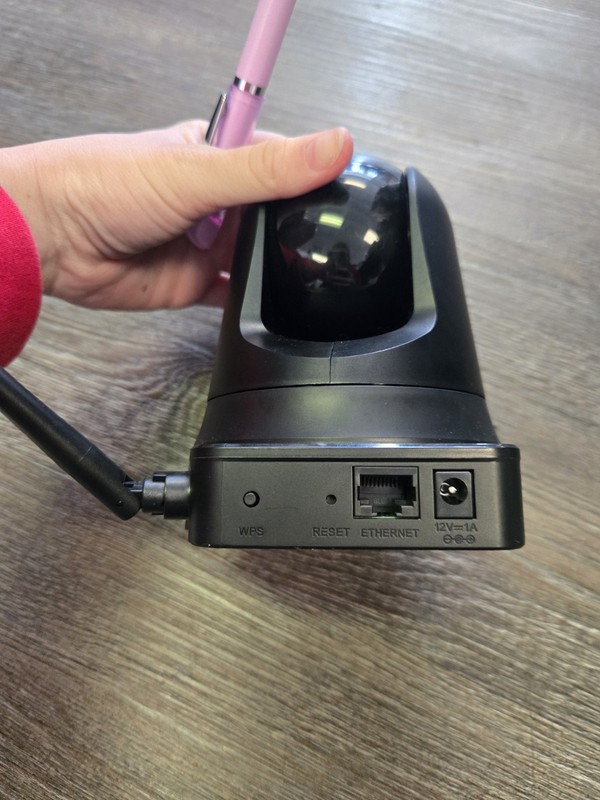 D-Link DCS-5020L Wi-Fi Security Camera gallery