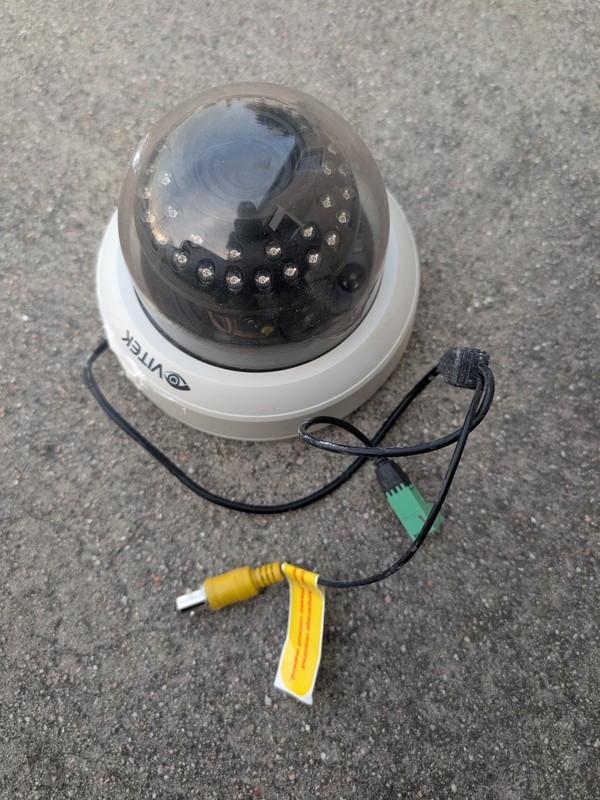 VITEK VTD-AR2812/VW Dome Camera 2.8-12mm 650 TVL 35 IR LED variable focus