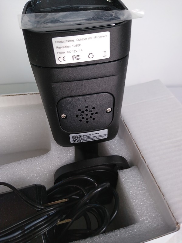 OPEN BOX Black Amiccom Indoor/Outdoor IP Camera Z7 gallery