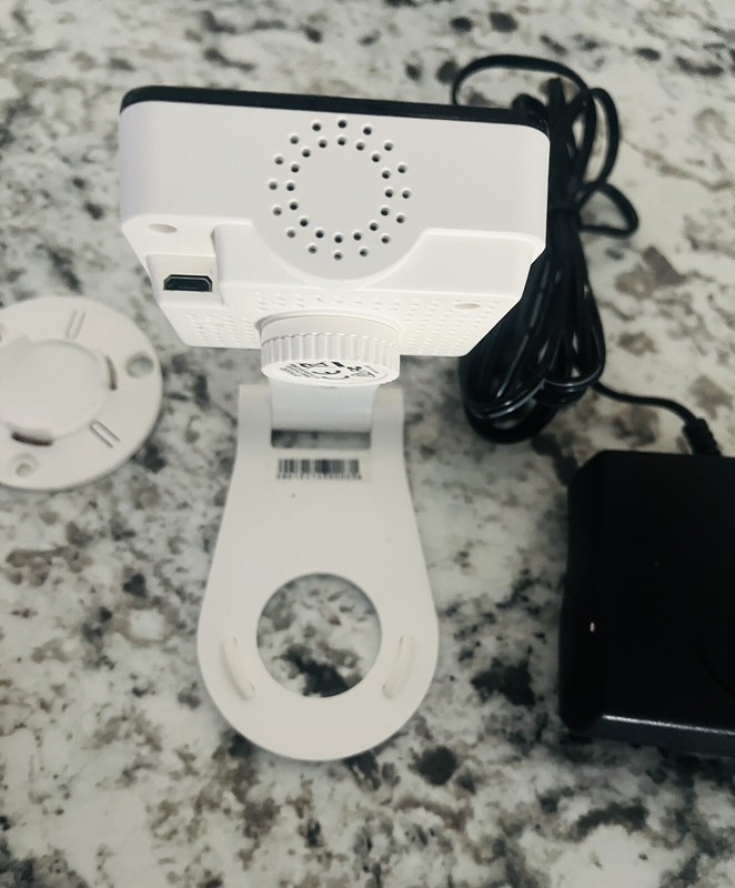 Zmodo Wired Indoor Video Camera gallery
