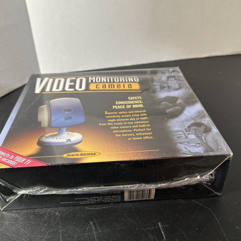 SafeSense Video Monitoring Camera Black & White Wide Angle New/Sealed 1998 RARE gallery