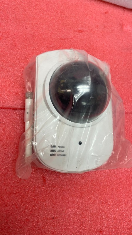 MODEL RC8030 Wifi IP Security Video Camera (camera and antenna only)
